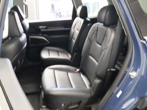 Used 2024 Kia Telluride S w/ S Sunroof Package FWD image 34