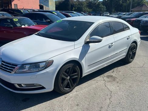 Used 2015 Volkswagen CC Sport image 2