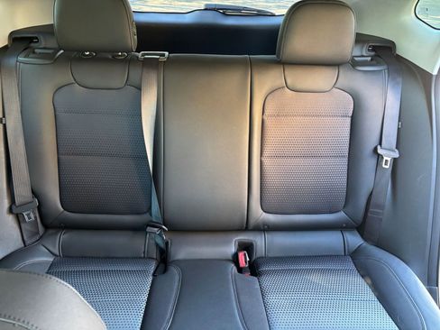 Used 2025 Chevrolet Trax LT image 32