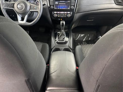 Used 2020 Nissan Rogue SV w/ Premium Package AWD/4WD image 22