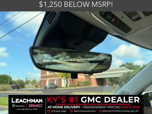 New 2026 Buick Enclave Avenir w/ Super Cruise Package FWD image 12