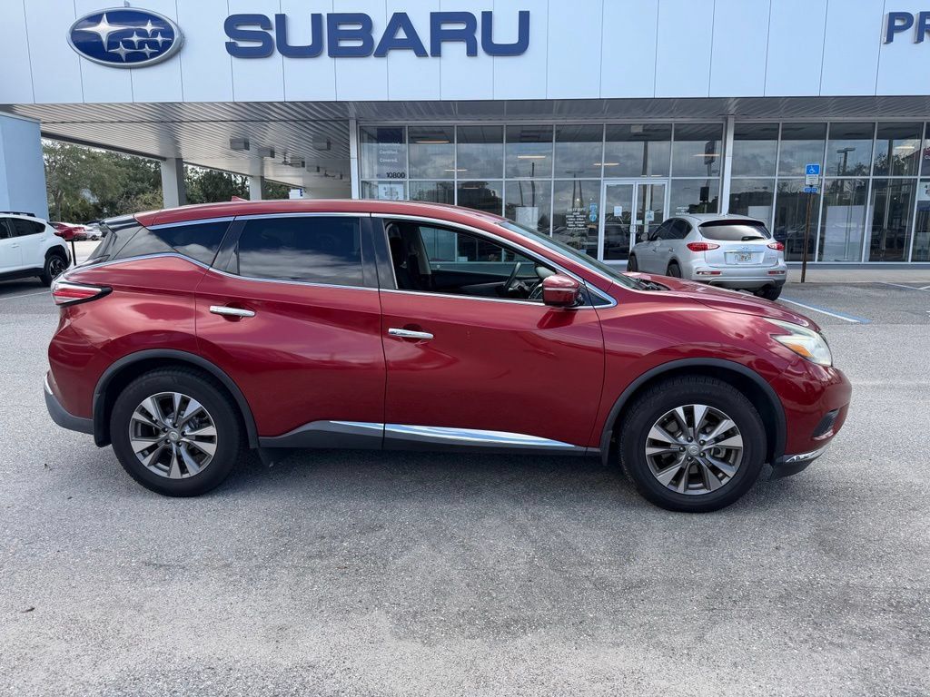Used 2015 Nissan Murano S w/ Navigation Package FWD image 2