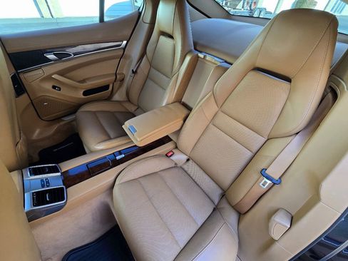 Used 2011 Porsche Panamera Turbo image 33