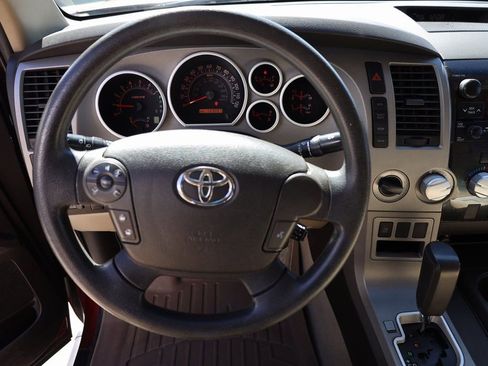 Used 2010 Toyota Tundra 4x4 Double Cab image 13