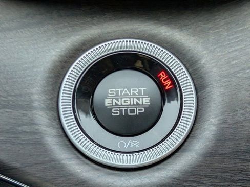 New 2025 Jeep Grand Cherokee L Overland w/ Advanced Protech Group III image 27