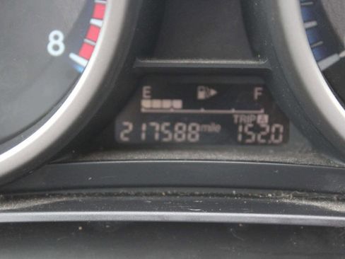 Used 2012 MAZDA MAZDA3 i Touring FWD image 9
