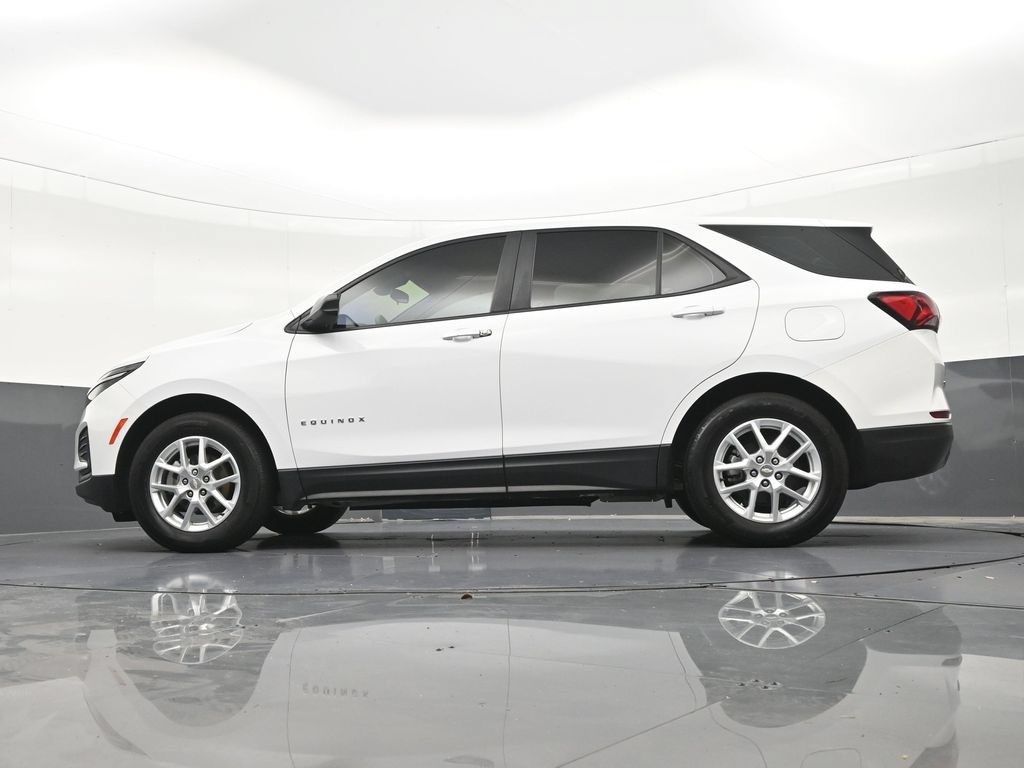Used 2023 Chevrolet Equinox LS FWD image 30
