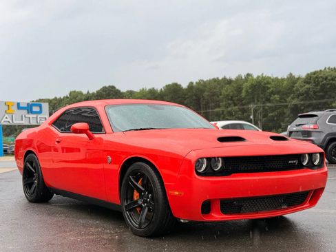Used 2022 Dodge Challenger SRT Hellcat w/ Plus Package RWD image 12