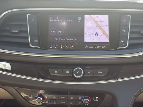Used 2020 Buick Enclave Premium w/ Surround and Sites Package FWD image 11