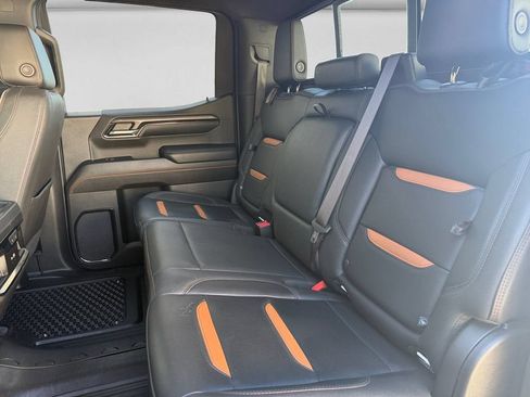 Used 2022 GMC Sierra 1500 AT4 w/ AT4 Premium Package AWD/4WD image 14