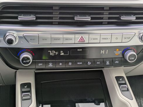 Used 2022 Kia Telluride S image 24