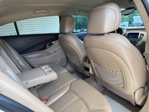 Used 2010 Buick LaCrosse CXL FWD image 24
