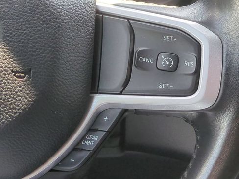 Used 2022 RAM 1500 Big Horn AWD/4WD image 16