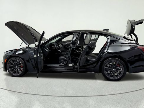 Certified 2023 Cadillac CT5 V Blackwing w/ Driver Assist Package RWD image 10