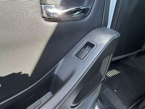 Used 2023 Nissan Frontier PRO-4X w/ Pro-4X Premium Package image 15