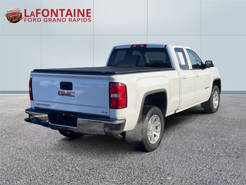 Used 2017 GMC Sierra 1500 SLE w/ SLE Value Package image 7