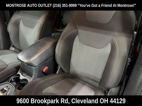 Used 2016 Jeep Cherokee Latitude image 28