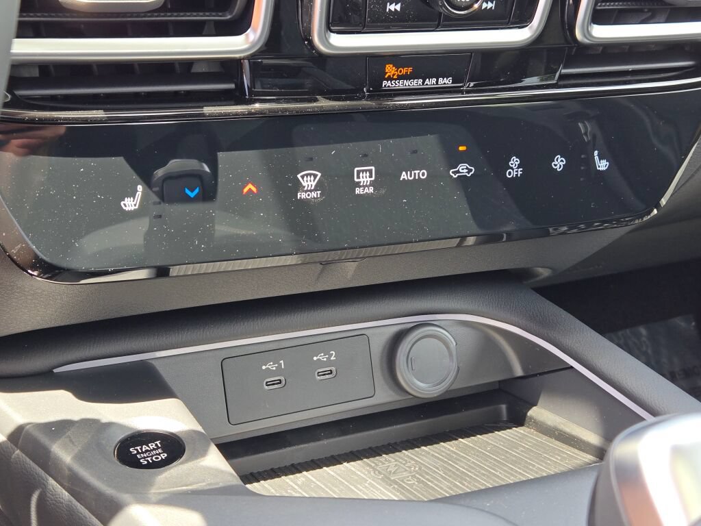 Used 2026 Nissan Sentra SV w/ SV Convenience Package FWD image 25