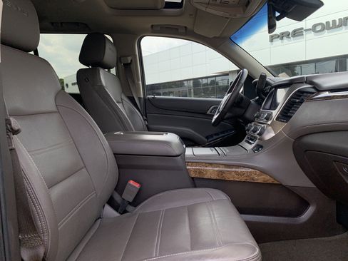 Used 2015 GMC Yukon Denali w/ Premium Package AWD/4WD image 31