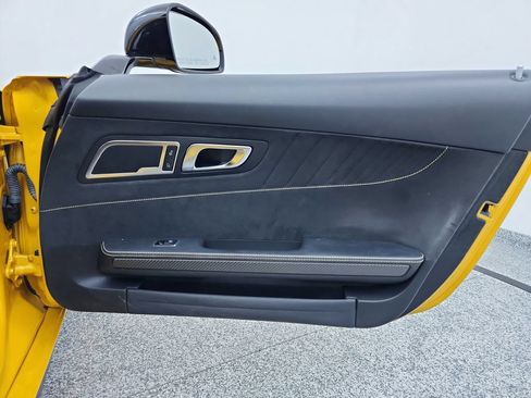 Used 2016 Mercedes-Benz AMG GT S w/ Exclusive Interior Package image 34