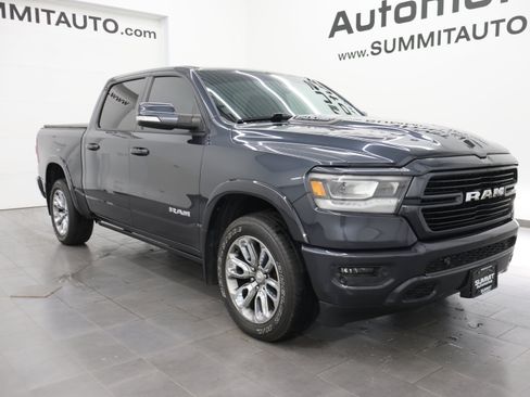 Used 2019 RAM 1500 Laramie AWD/4WD image 2