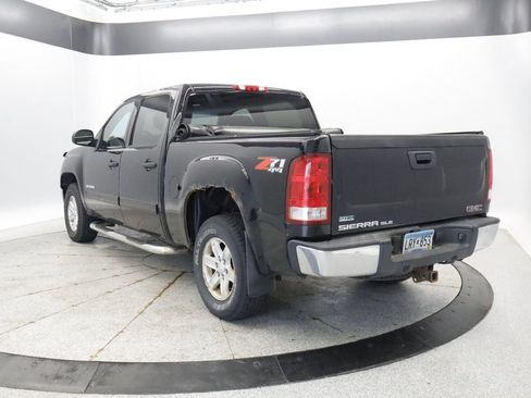 Used 2011 GMC Sierra 1500 SLE w/ Power Tech Package AWD/4WD image 3