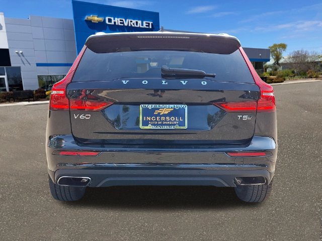 Used 2022 Volvo V60 T5 Cross Country AWD/4WD image 24