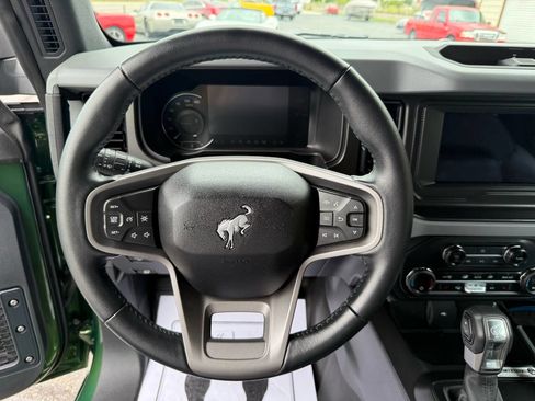 Used 2023 Ford Bronco Black Diamond image 14