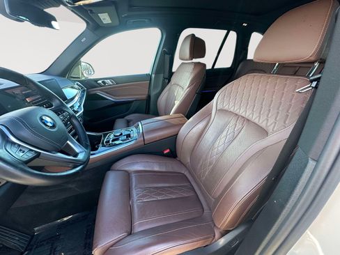 Used 2025 BMW X5 xDrive50e image 25