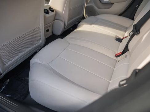 Certified 2025 Mercedes-Benz CLA 250 4MATIC image 33