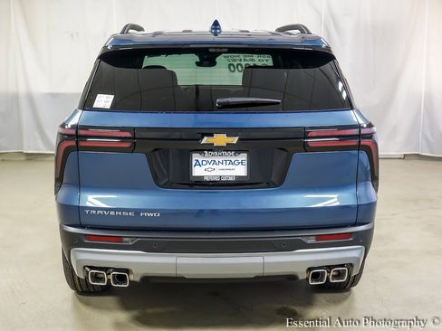 New 2026 Chevrolet Traverse LT w/ Driver Confidence Package image 6