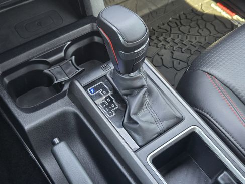 Used 2020 Toyota Tacoma TRD Pro AWD/4WD image 32
