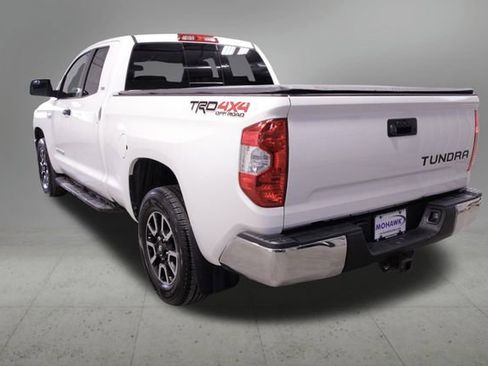 Used 2017 Toyota Tundra SR5 image 3