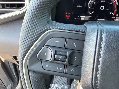 New 2026 Toyota Tundra Limited AWD/4WD image 21
