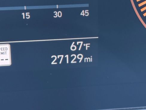 Used 2025 Hyundai Kona SEL image 40