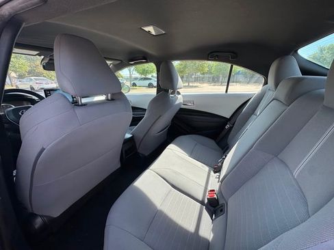 Used 2020 Toyota Corolla SE image 11