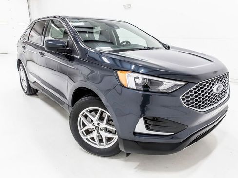 Used 2024 Ford Edge SEL image 9