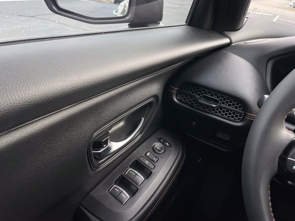 Certified 2024 Honda HR-V Sport image 22