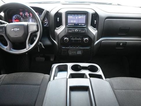 Used 2021 Chevrolet Silverado 1500 Custom Trail Boss w/ LPO, Dark Essentials Package AWD/4WD image 19