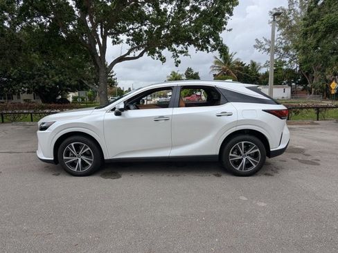 Used 2025 Lexus RX 350 Premium image 5