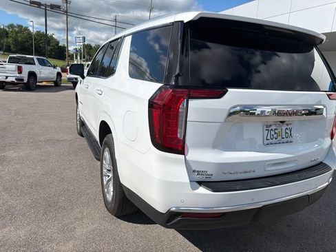 Used 2024 GMC Yukon SLT w/ SLT Luxury Package AWD/4WD image 27