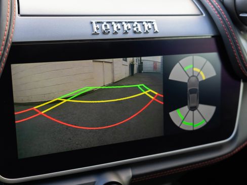 Used 2018 Ferrari GTC4Lusso T image 25