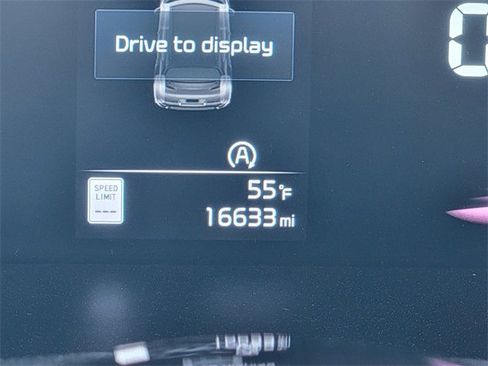 Used 2023 Kia Soul GT-Line image 35