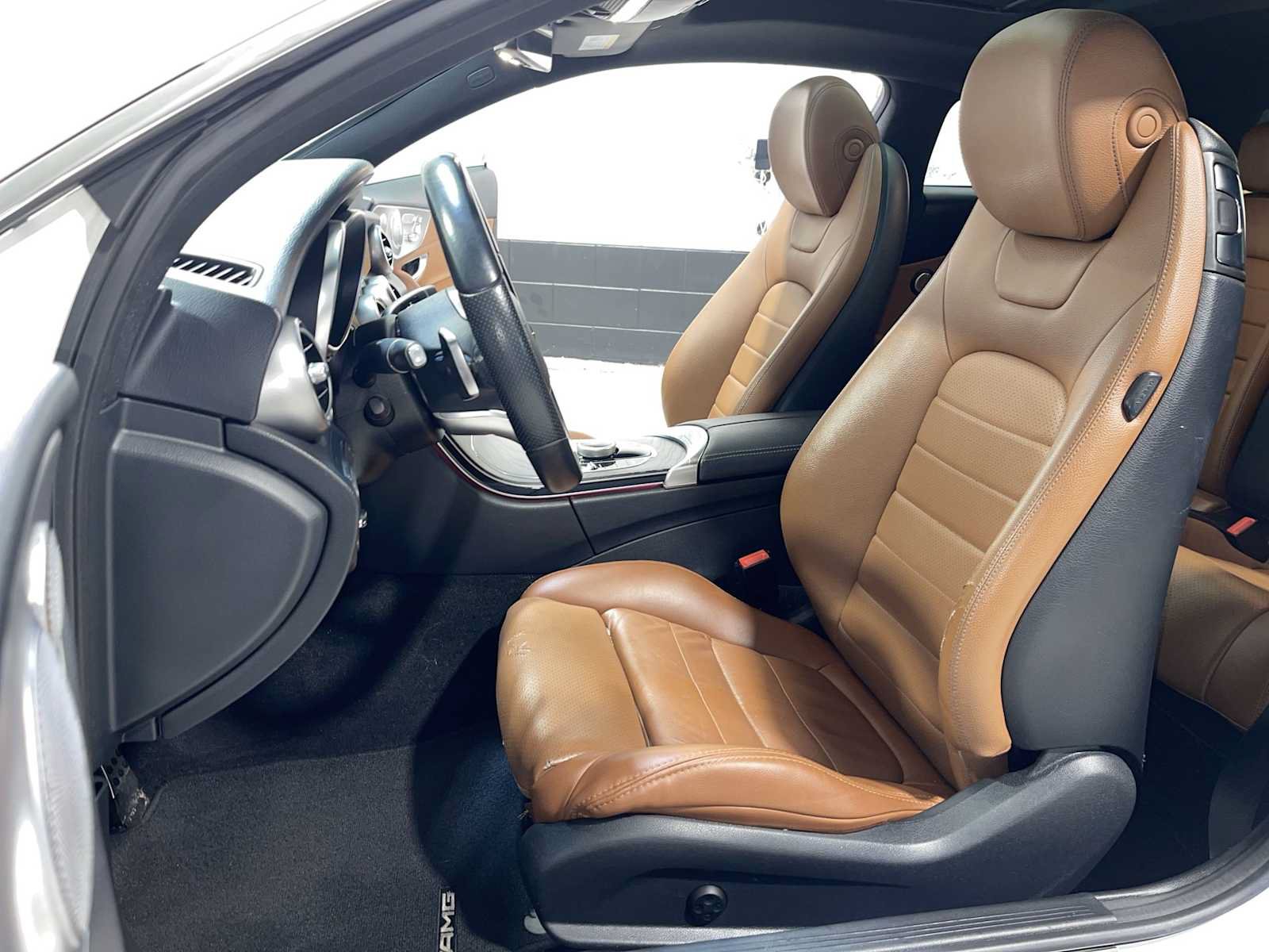 Used 2019 Mercedes-Benz C 300 4MATIC Coupe image 11