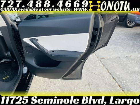 Used 2022 Tesla Model Y Performance AWD/4WD image 19