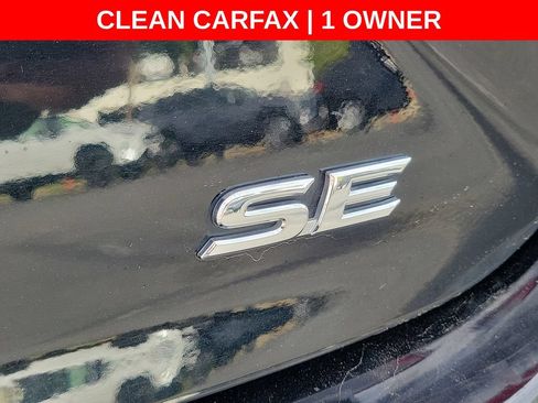 Used 2025 Toyota Camry SE FWD image 10