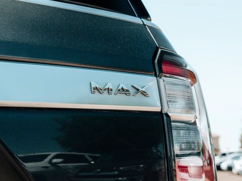 Used 2019 Ford Expedition Max Platinum AWD/4WD image 17
