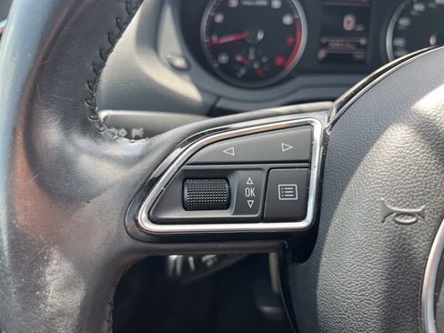 Used 2017 Audi Q3 2.0T Premium image 22