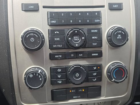 Used 2012 Ford Escape XLT AWD/4WD image 21