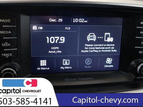 Used 2017 Kia Sorento LX w/ LX Convenience Package image 23